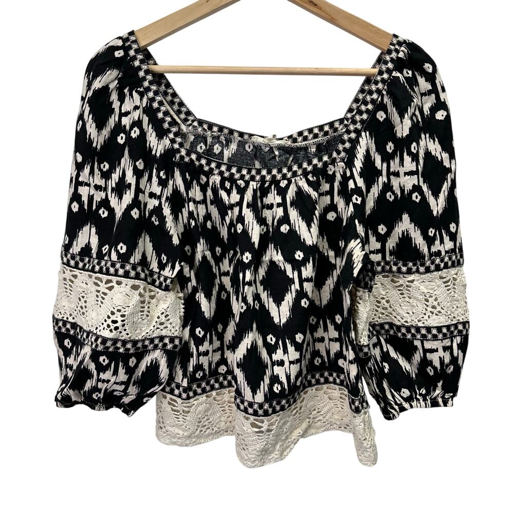 Christian Siriano Black and Cream Crochet Square Neck 3/4 Sleeve Top Women Small
